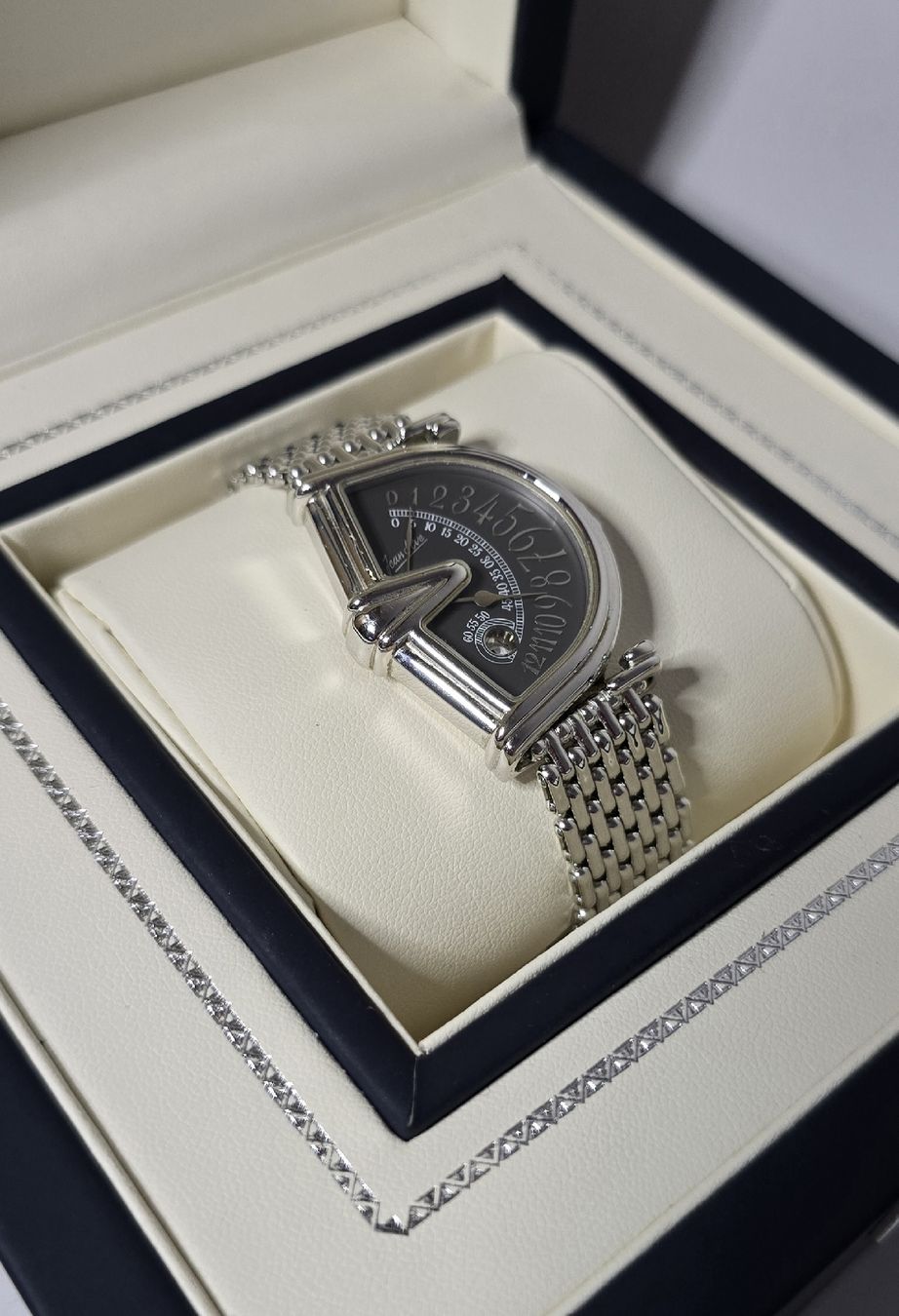 Orologi: Montre Jean d'Eve – Usato da Les Acacias venduto da watinjo 1