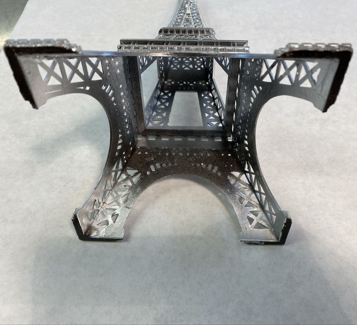Tutte le decorazioni: Eiffelturm Paris silberfarben – Usato da Allschwil venduto da Deal_Tiger99 4