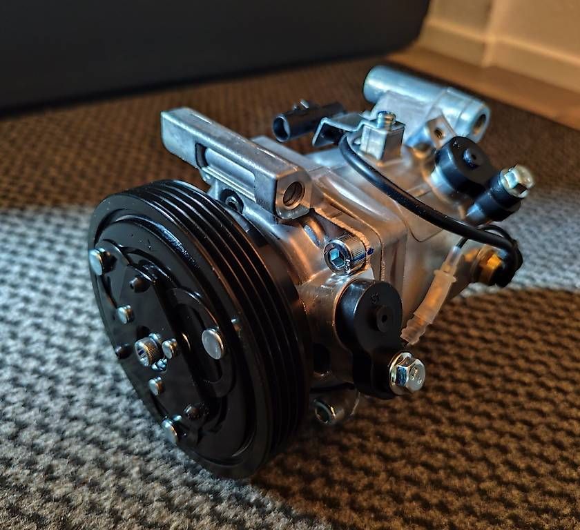 Compressori: Compresseur de clim pour Suzuki – Usato da Arbaz venduto da diabolo28 2