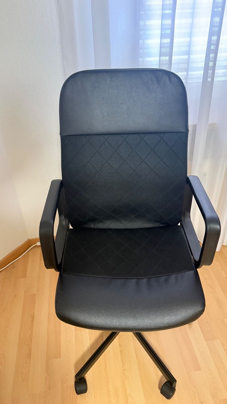 Ikea Chaises: Ikea Bürostuhl – D'occasion à Frauenfeld par DL91