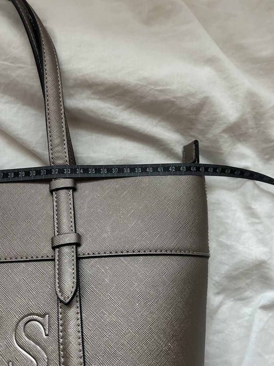 Guess Borse da donna: new guess bag – Nuovo e nell'imballaggio originale da Chur venduto da valico 4