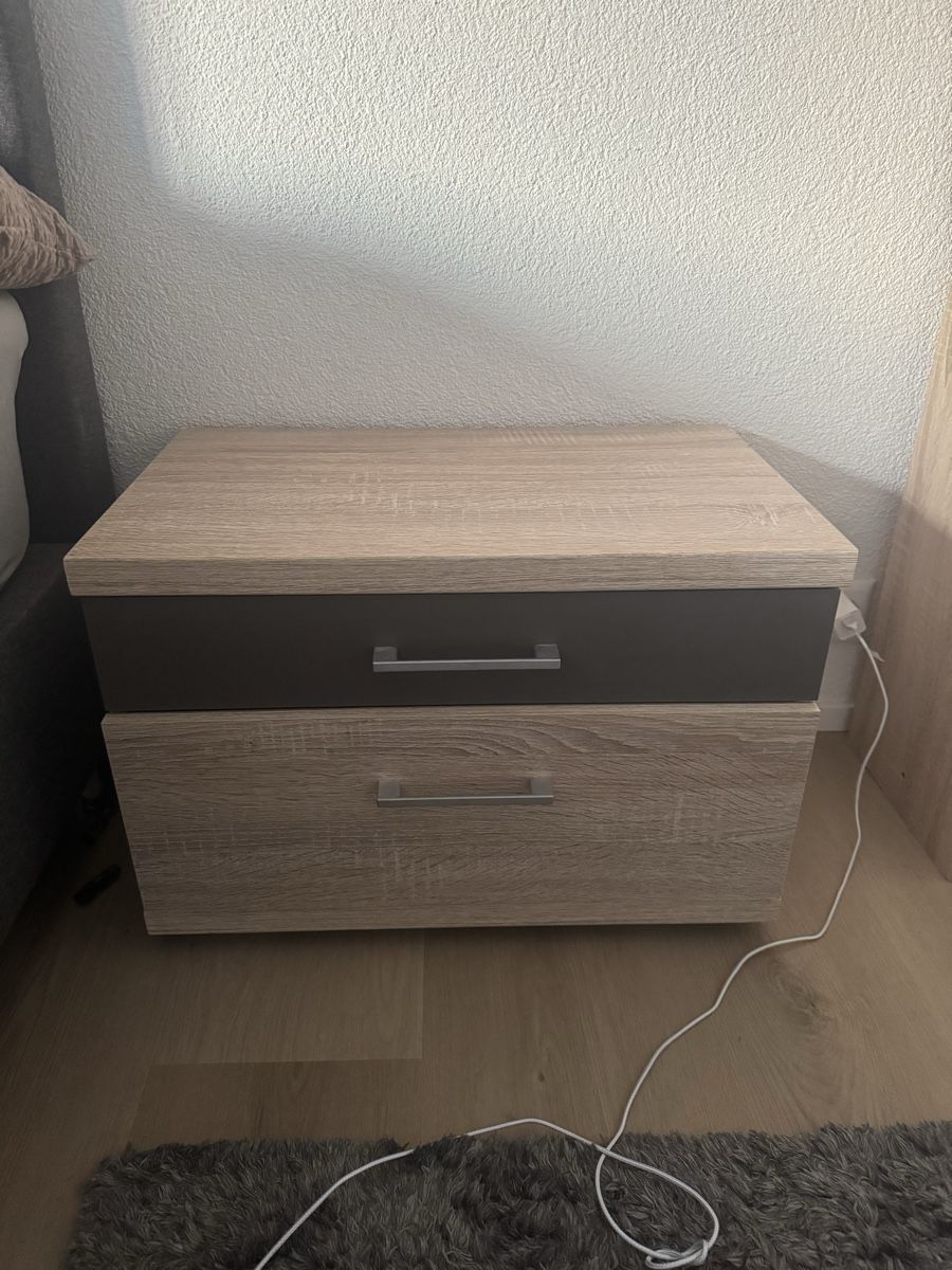 Nachttische: 2 Nachttische – Gebraucht aus Watt von anj_t8r6