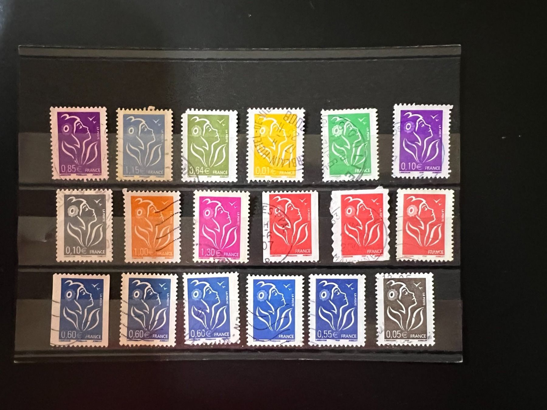 Tutti i francobolli: 18 Mariannes de Lamouche oblitérées – Usato da Lausanne venduto da ffhoud