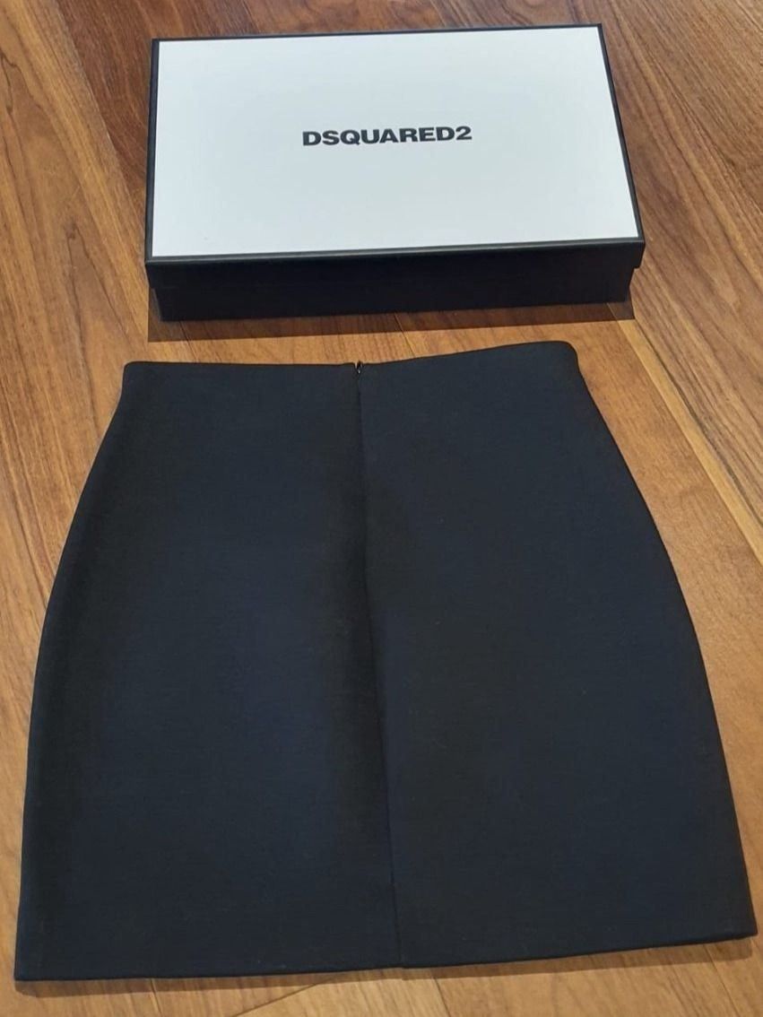 Dsquared2 Gonne: Brand new Dsquared2 skirt – Nuovo e nell'imballaggio originale da St-Sulpice VD venduto da juhdu 1