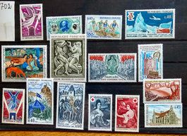 FRANCE timbres neufs ** ~1968