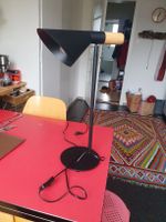 LUMIMART moderne schwarze Tischleuchte