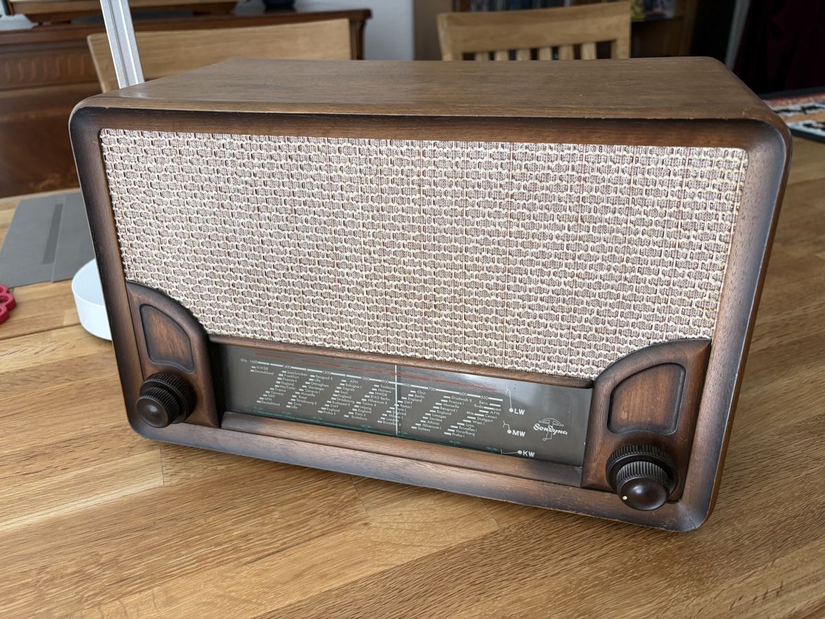 Radio: Röhrenradio Sondynia Piccolo E 5201 – Difettoso da Effretikon venduto da jedibabu