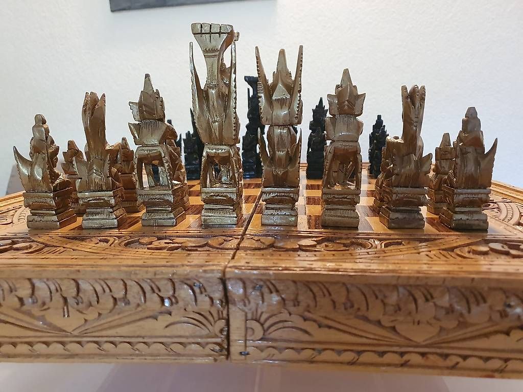 Jeux: Schach- und Backgammon- – D'occasion à Schliern b.Köniz par Nalsa 3
