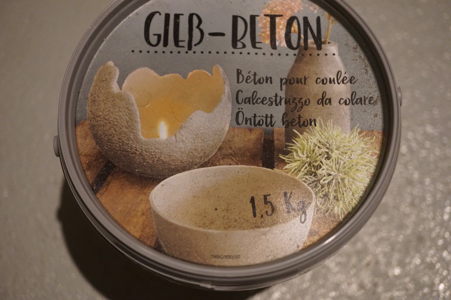 Modelliermasse: Giess Beton – Neu und originalverpackt aus Hochdorf von Aguadulce 1