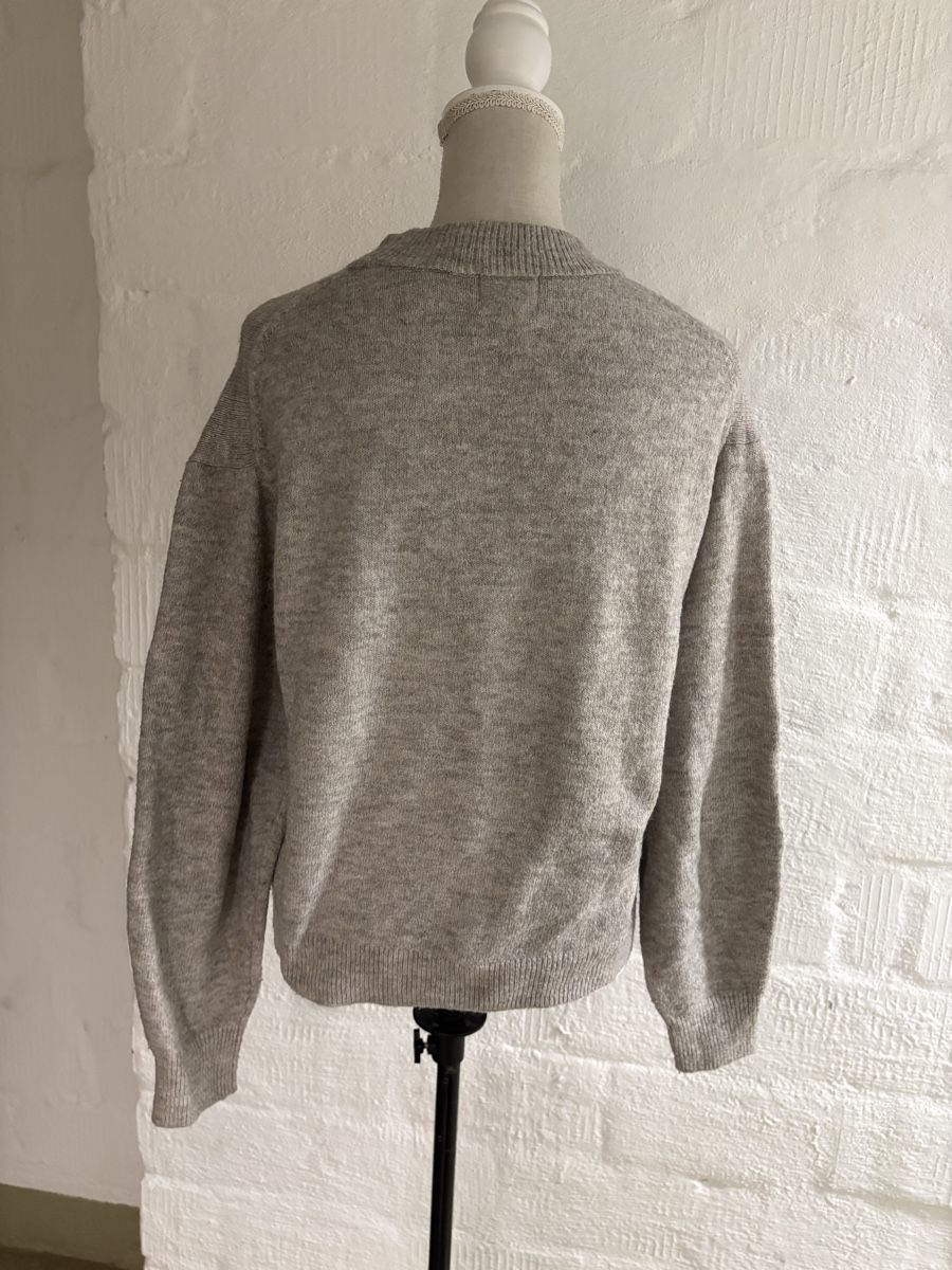 H&M Pullover & Sweatshirts: Damen Pulli/beige,Gr.XS;H&M – Gebraucht aus Winterthur von Nena222 1