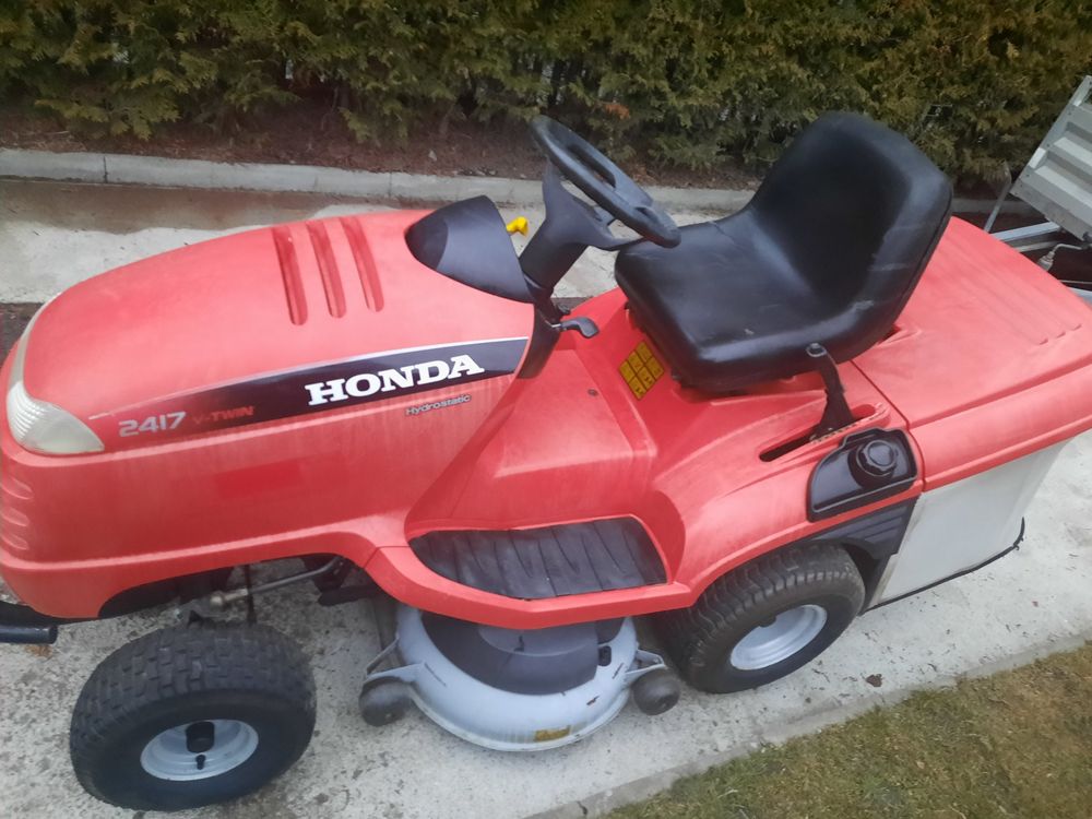 Rasentraktor Honda 2417 VTWIN 2 Zylinder,Hydrostatic Kaufen auf Ricardo