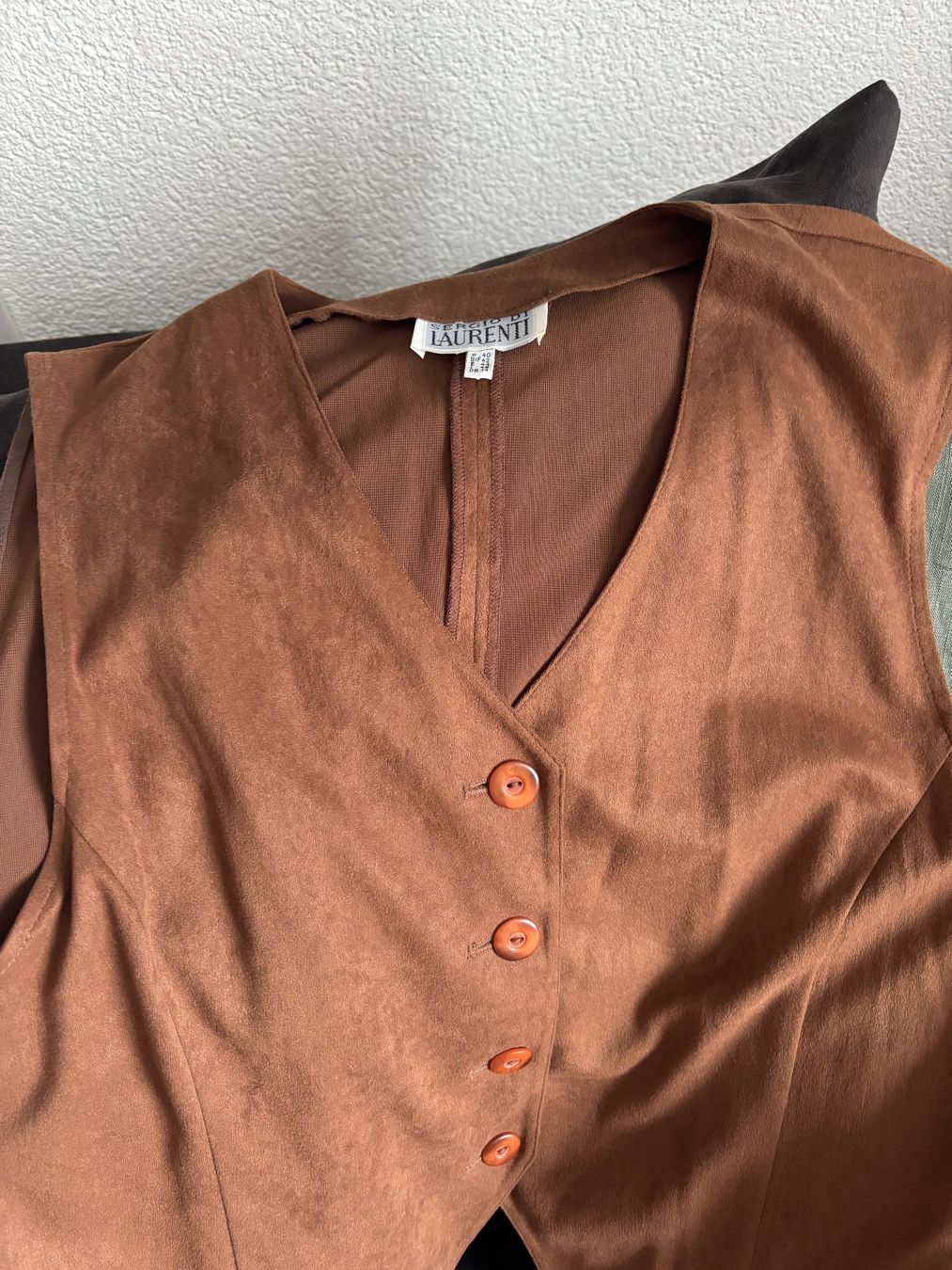 Lotti di vestiti: GILETS 5 Teile neuwertig – Nuovo (secondo la descrizione) da Merishausen venduto da yourdream 1