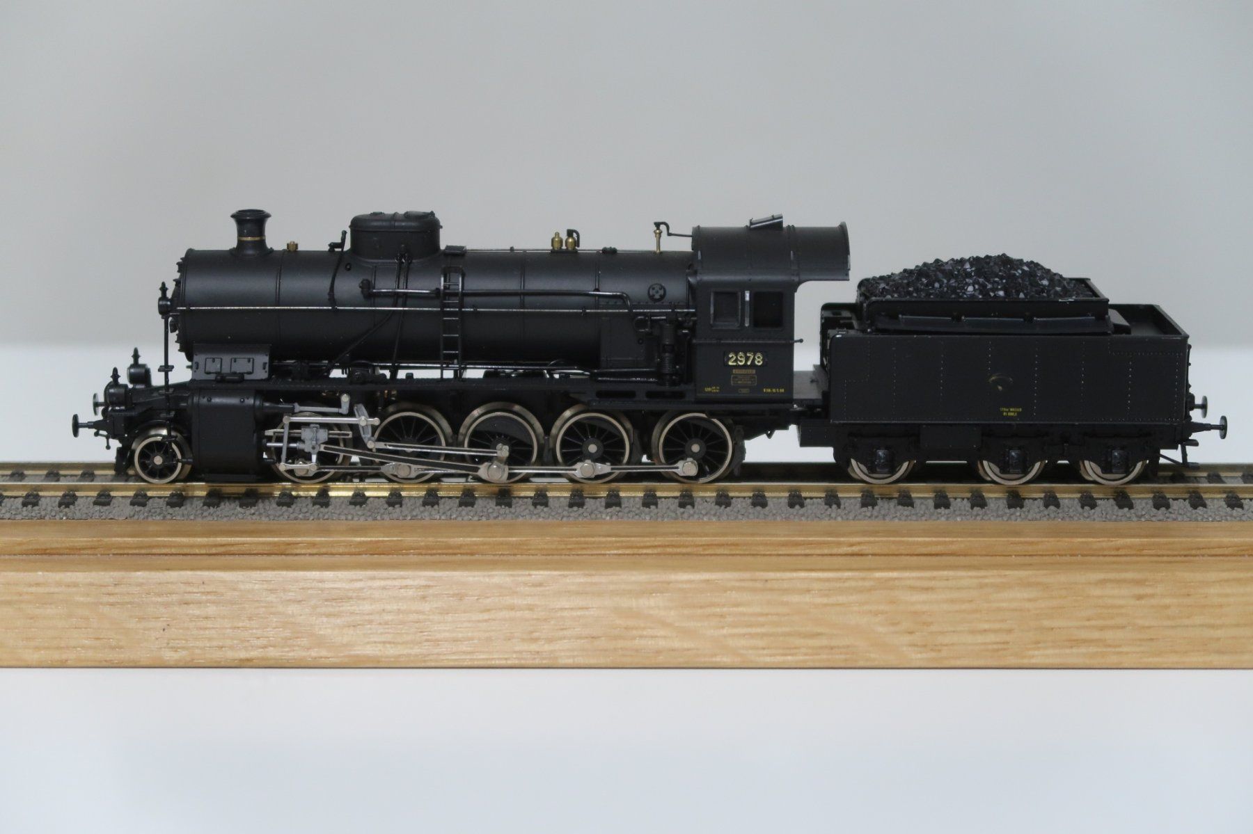 Roco Modelleisenbahnen: Roco SBB C 5/6 'Elefant' – Defekt aus Dättwil AG von Bastiano_Coimbra 2