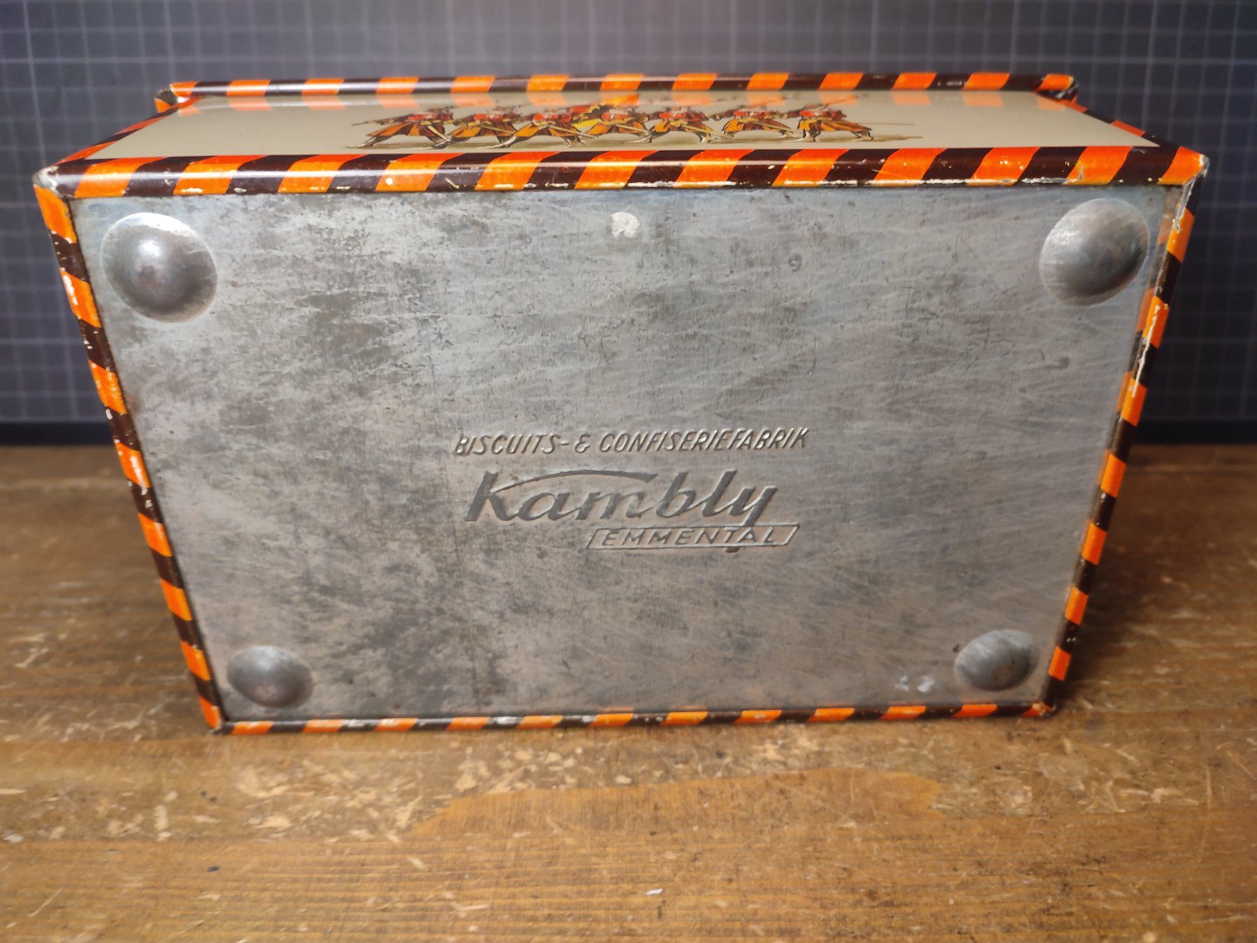 Kambly Barattoli: Wunderschöne alte Blechdose KAMBLY – Usato da Gelterkinden venduto da MYSTOREFORYOU4460 5