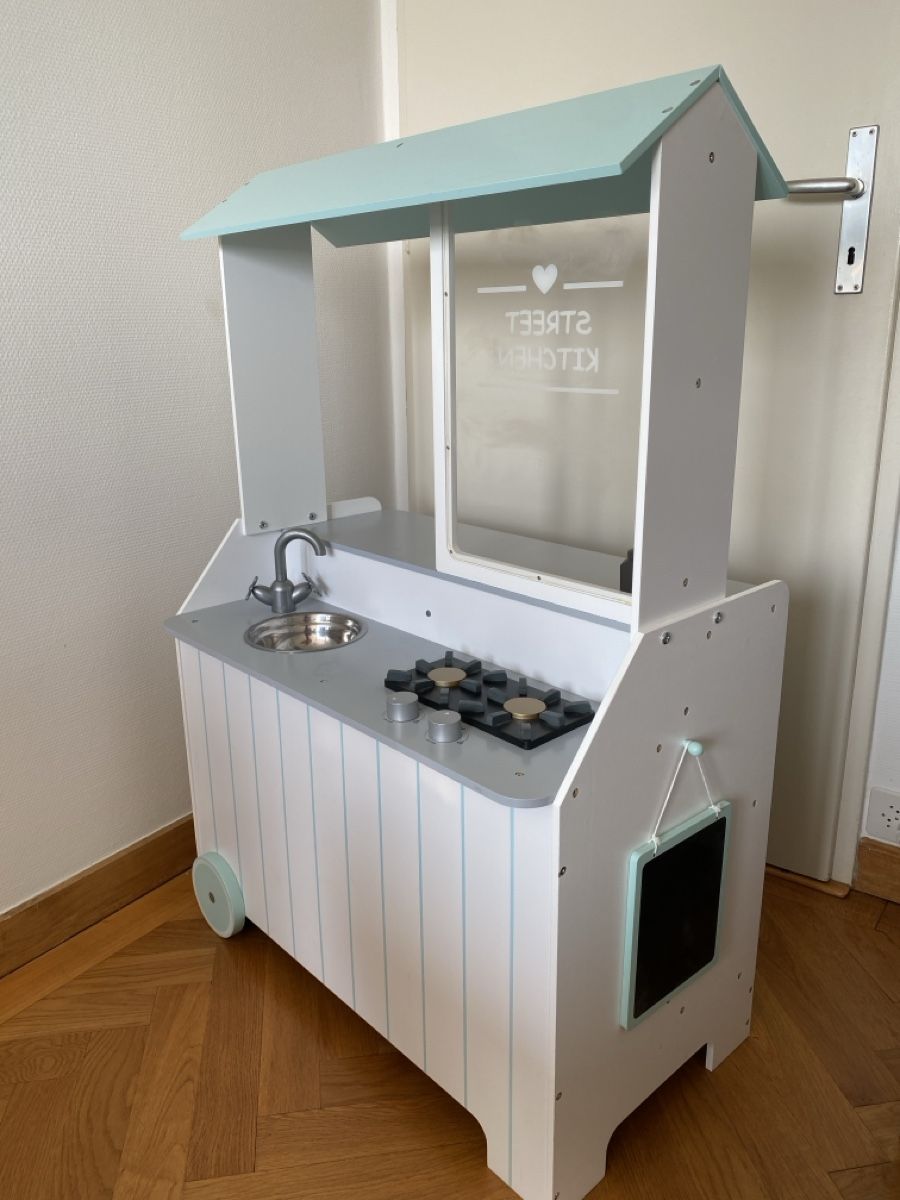 Giocattoli: Cuisine d’enfant en bois – Usato da Geneve venduto da NeilD