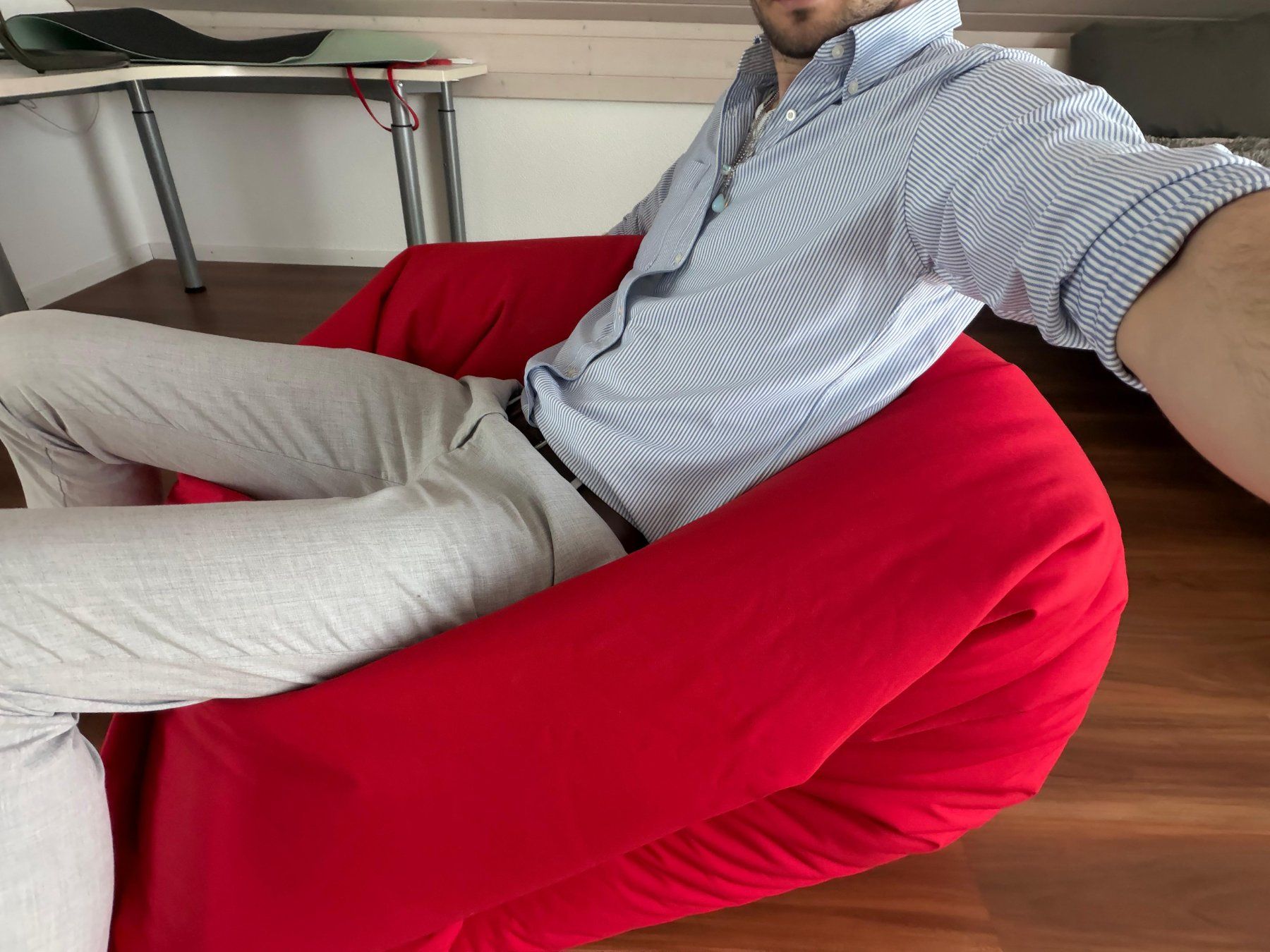 Poltrone: Sitzsack rot 170cm x 130cm – Usato da Lengnau AG venduto da SBOA_ 4
