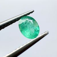 Natural Emerald - 5 x 4 mm - 0.43 ct - Zambia