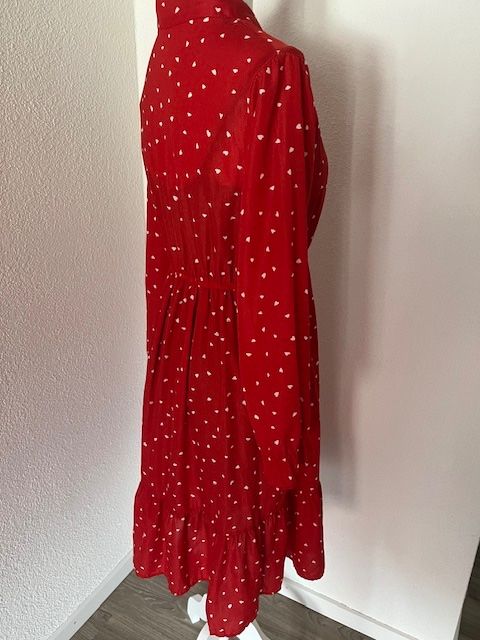 Vestiti: Angenehmes rotes Kleid- elastische Bundweite Gr 34/36 – Nuovo (secondo la descrizione) da Neerach venduto da romiping 2
