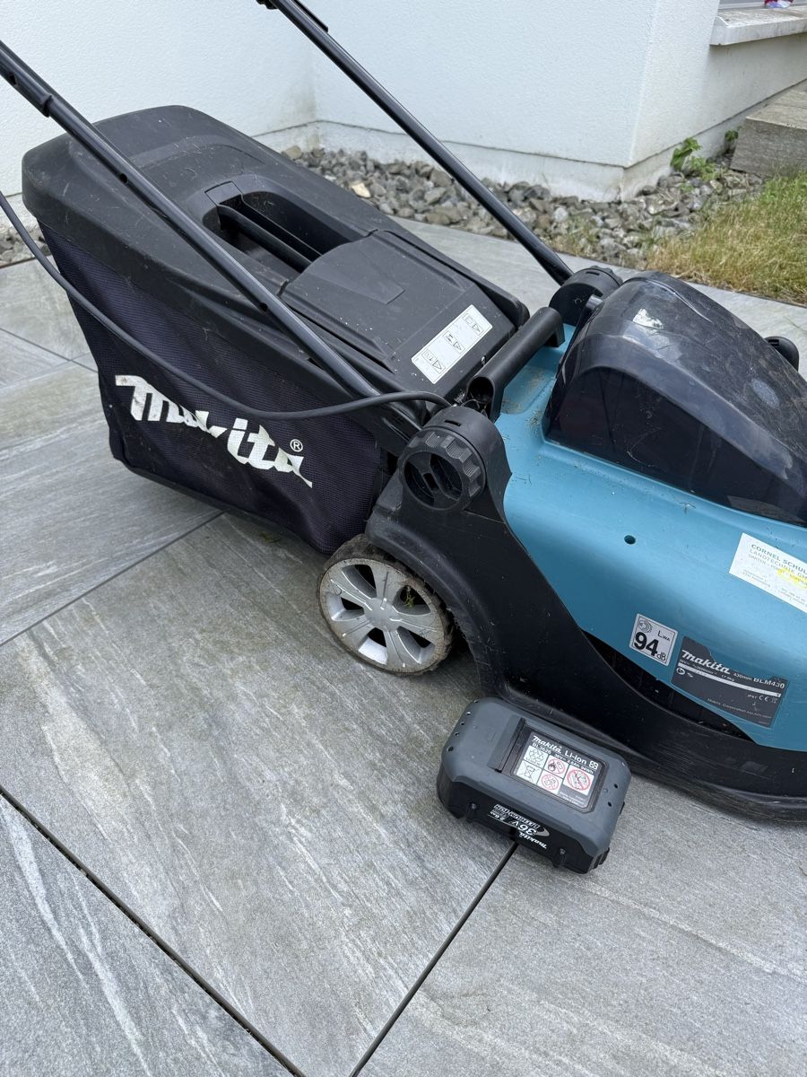 Makita Rasenmäher: Rasenmäher  – Gebraucht aus Immensee von Finoli.ch 4