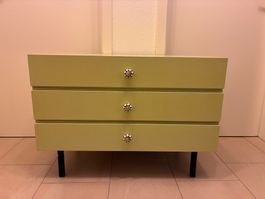 Shabby Chic Kommode antik mint aus den 70er Jahren