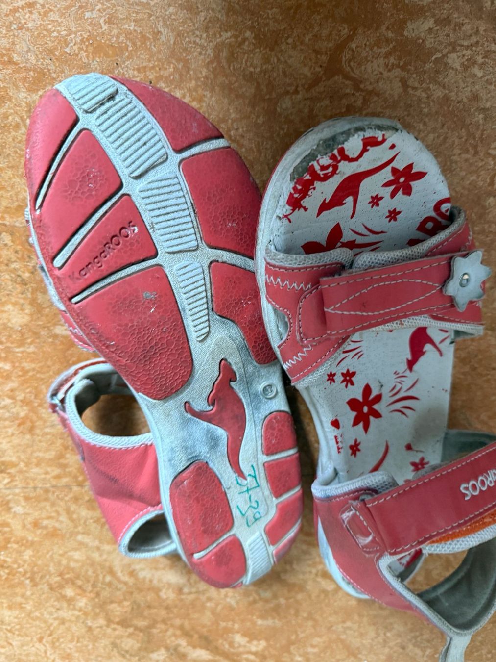 Chaussures femmes: Sandalen – D'occasion à Flawil par Stella_3 1