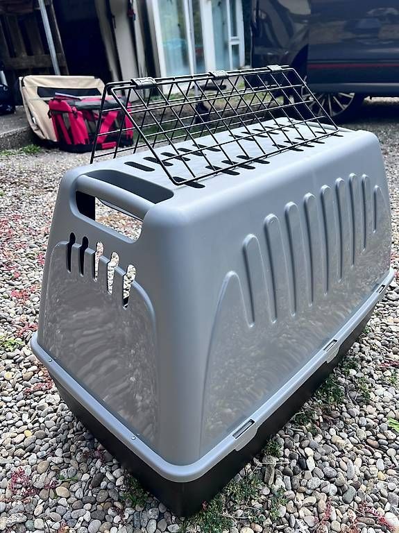 Gabbie, trasporto & Sicurezza: Stabile Hundeboxe mit festem Gitter – Usato da Rheinsulz venduto da Perola 2