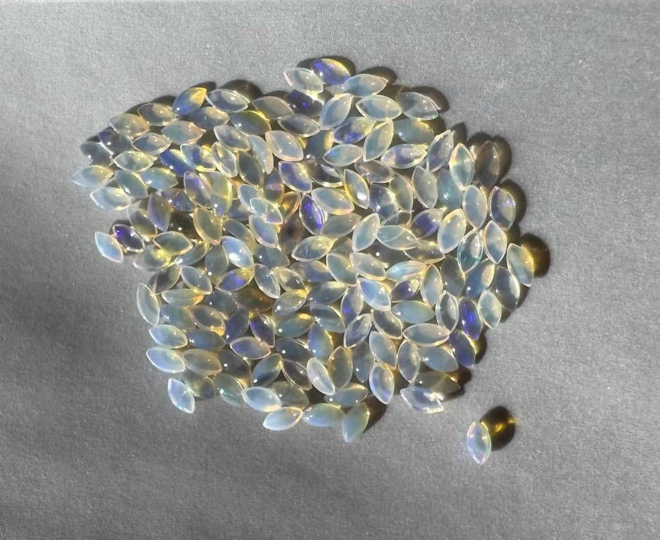 Fossilien: OPAL Cabochons aus Australien ECHT!!! top Farben/Glanz – Neu und originalverpackt aus Leuggern von gemshow 1