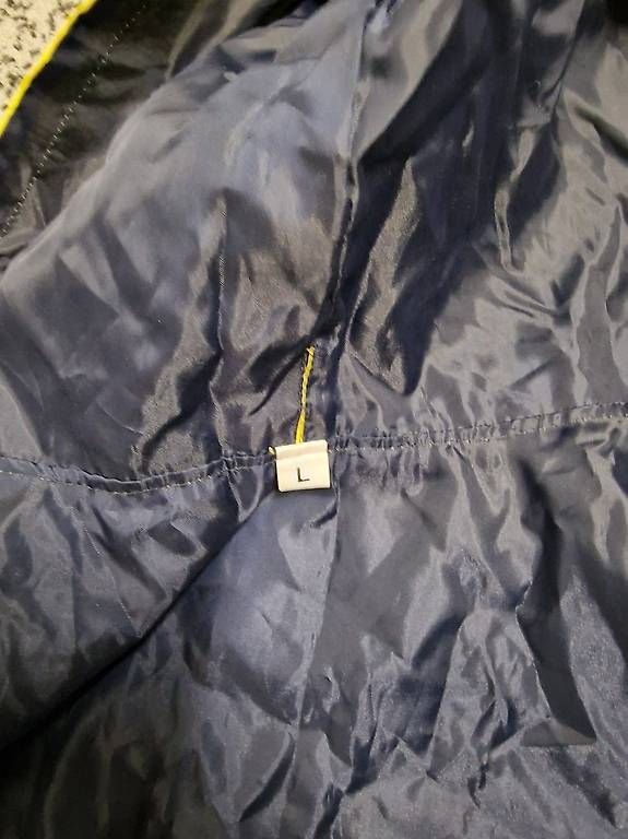 Abbigliamento: Hunderegenmantel Grösse L – Usato da Wikon venduto da Taf-13