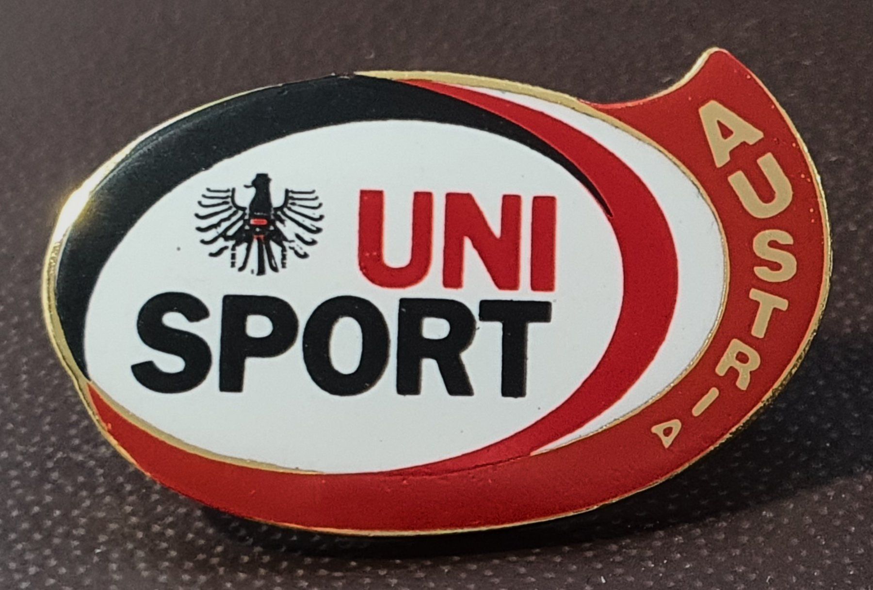 Coperchi dei cremini per caffè: S736 - Pin UNI SPORT  AUSTRIA Östereich – Usato da Reinach BL venduto da Boston-Verkauf