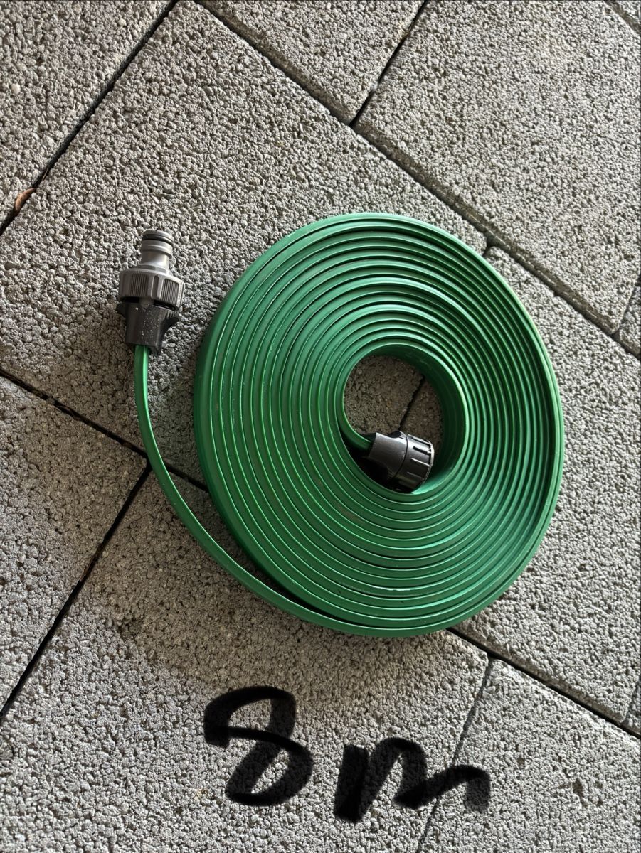 Piante & sementi: Tuyau d'arrosage gazon vert 8m  – Usato da Salvenach venduto da gwenwywar