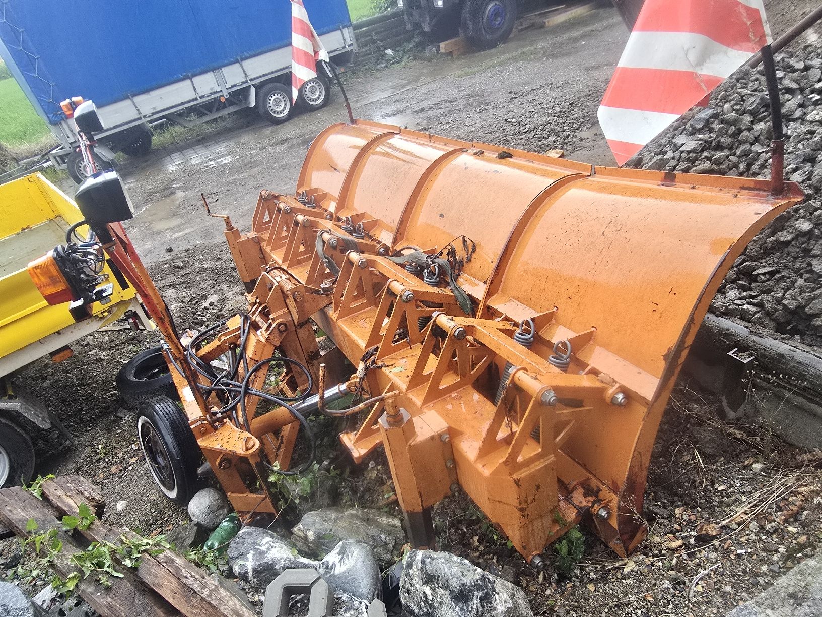 Schneeräumung: schneepflug Müller 3.20m – Gebraucht aus Freidorf TG von baumigg