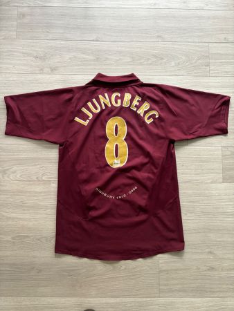 2005-06 Arsenal Home Shirt Ljungberg #8 - (M)