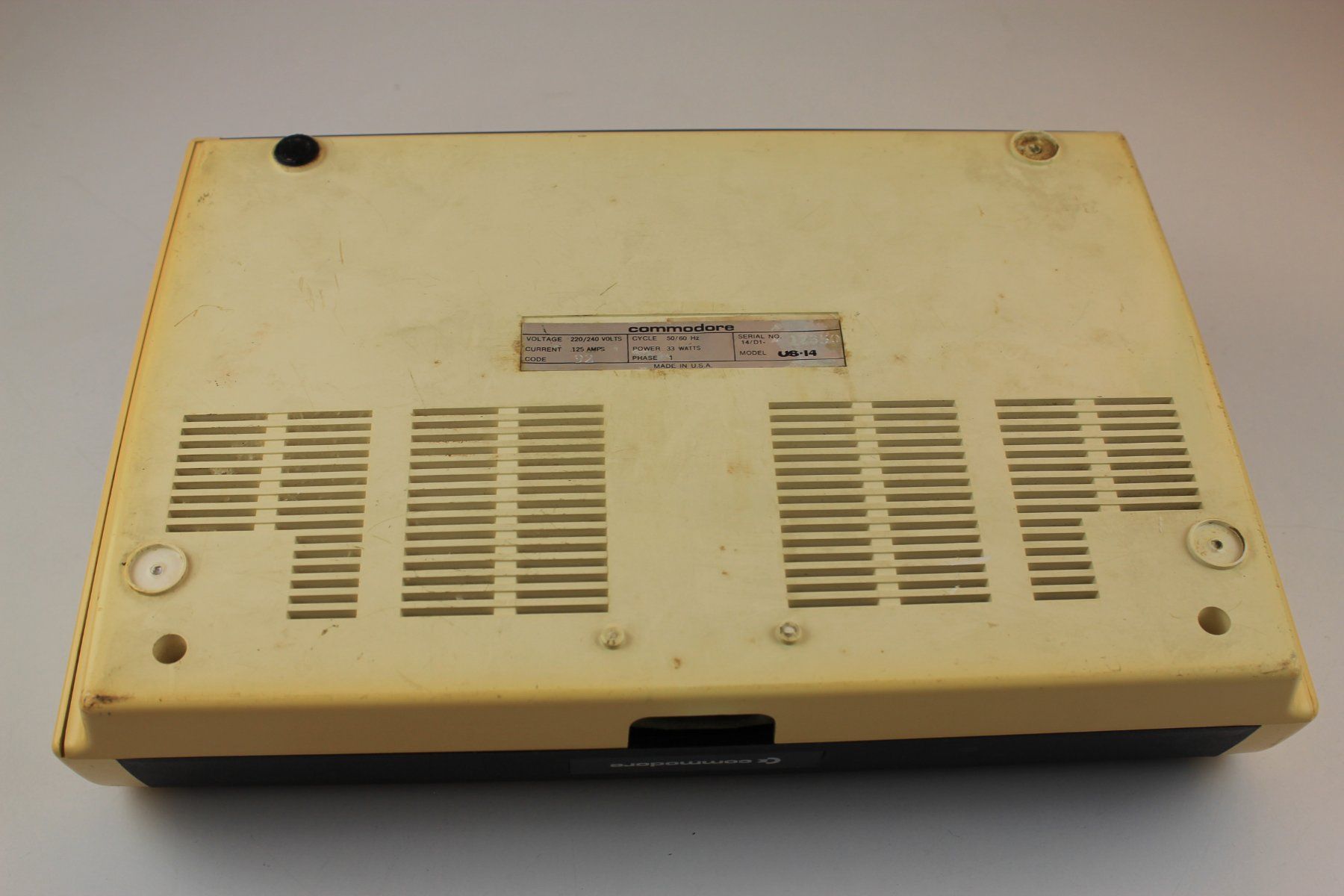 Commodore Taschenrechner: Commodore US*14 Vintage Tischrechner – Defekt aus Basel von IRMAundFRED 2