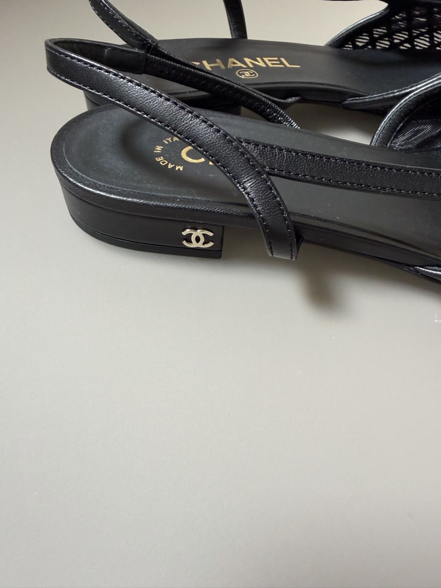 Chanel Scarpe da donna: Chanel slingbacks black – Usato da Martigny venduto da Fashion_Mania 4