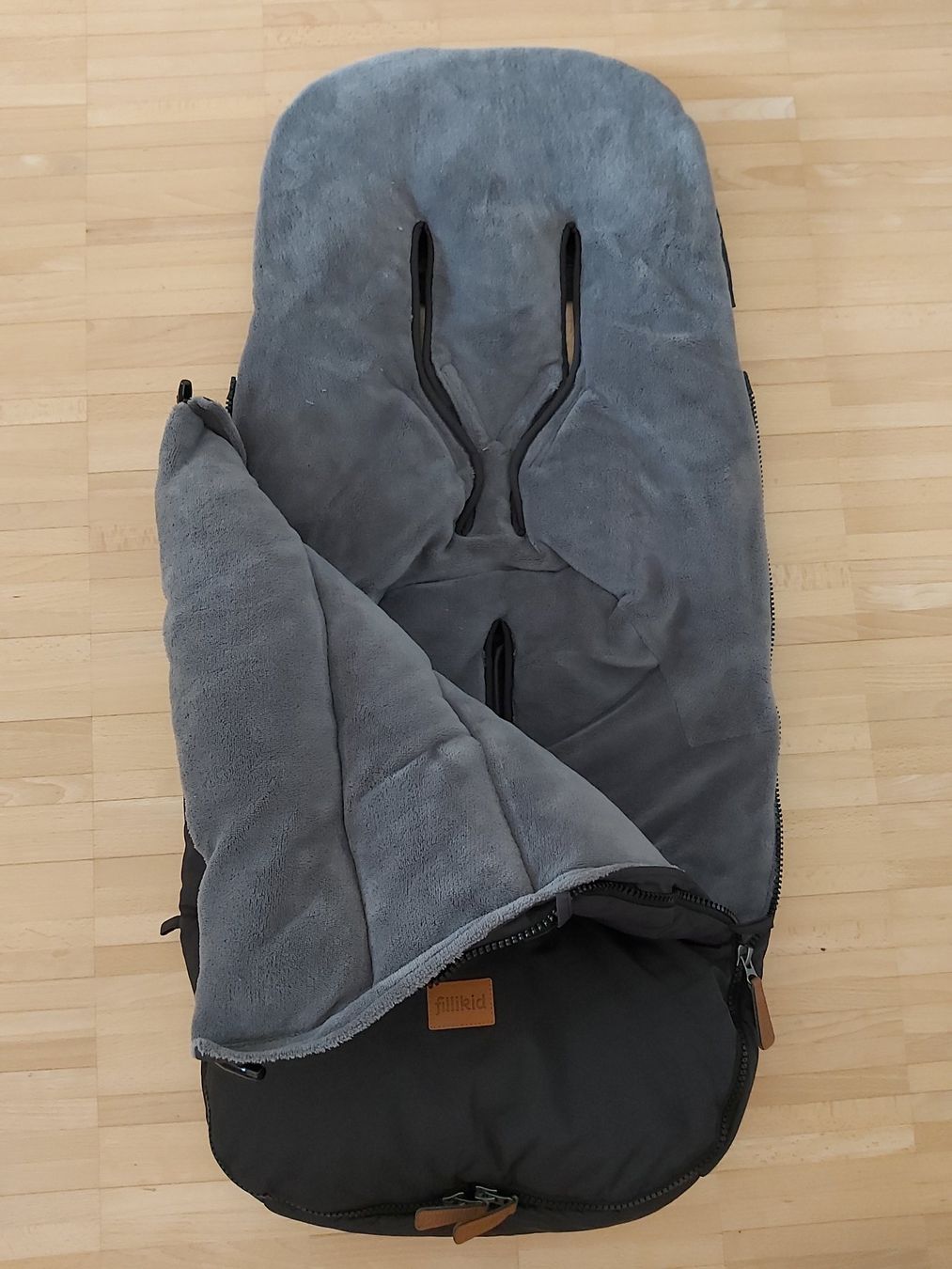 Fillikid Sacchi a pelo: fillikid Winterfusssack Kinley Schwarz – Usato da Frauenfeld venduto da mariom02 1