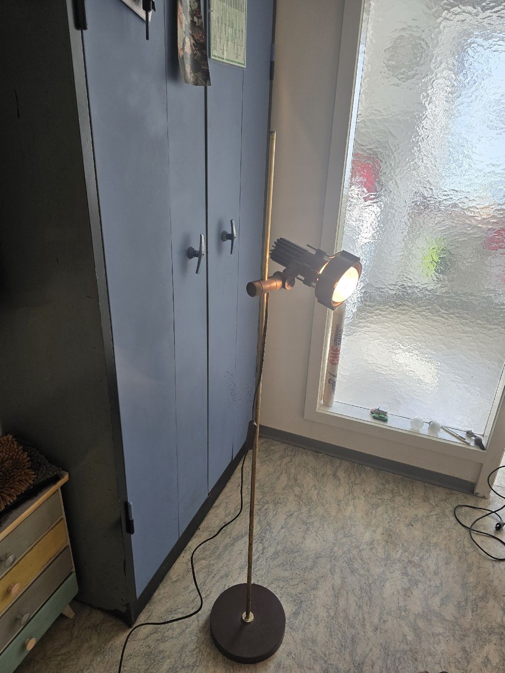 Lampen: cooler 70er Stehlampe – Gebraucht aus Biel/Bienne von alexriveros2