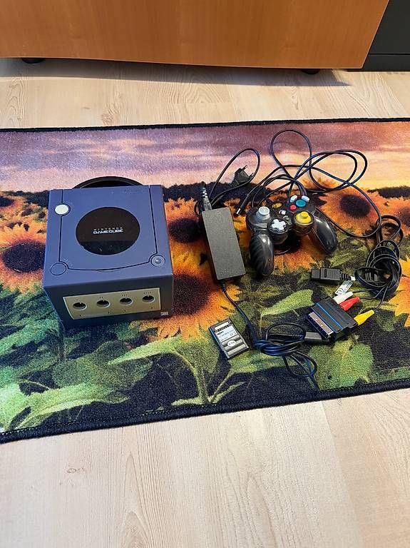 Nintendo Console: Nintendo Gamecube Violett (Indigo) – Usato da Flawil venduto da oie_123_b