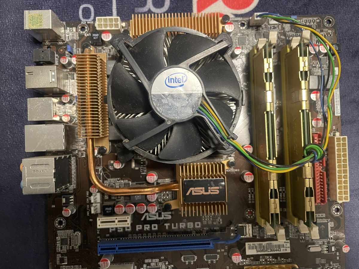 Asus Schede madri: Carte mère ASUS P5Q Pro Turbo complète – Usato da Denges venduto da Ricautomotive 6