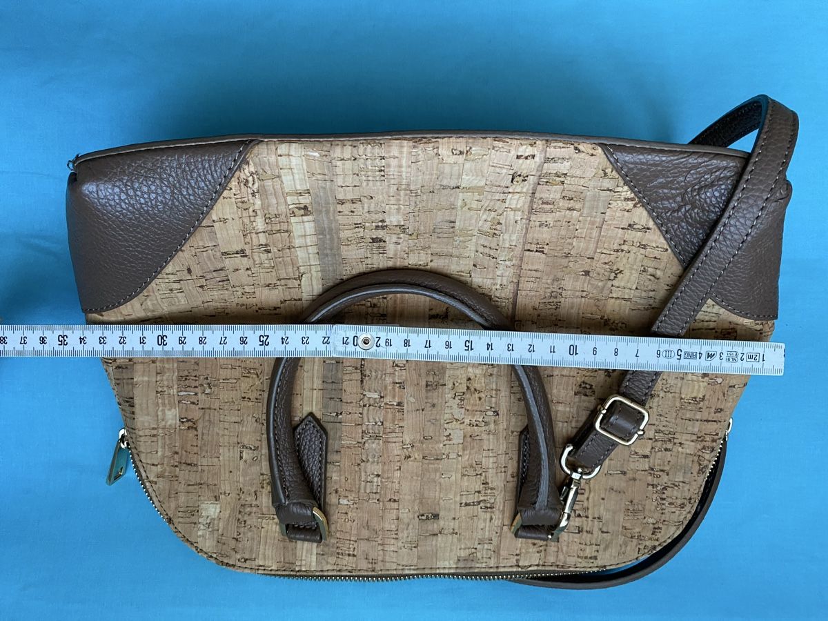 Borse da donna: Handtasche aus Kork mit Lederdetails – Usato da Flawil venduto da sonnengeist 6