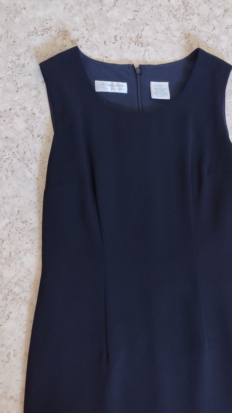 Esprit Vestiti: elegante Kleider, Gr. M, NEU, 7 Stk. – Nuovo e nell'imballaggio originale da Brüttisellen venduto da nic_xm7s 8
