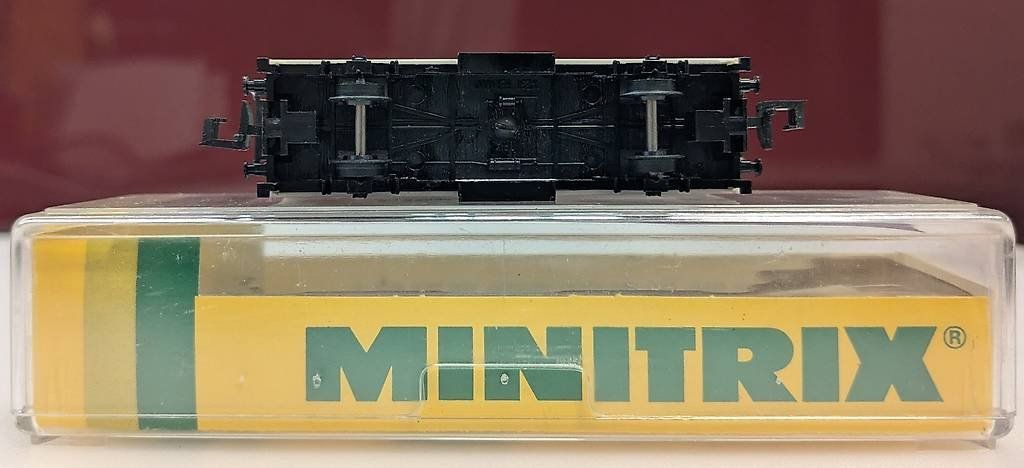 Trix Modelleisenbahnen: Spur N Güterwagen "MELA" – Gebraucht aus Reinach BL von angus74 4