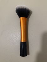 New Real Techniques Makeup Brush