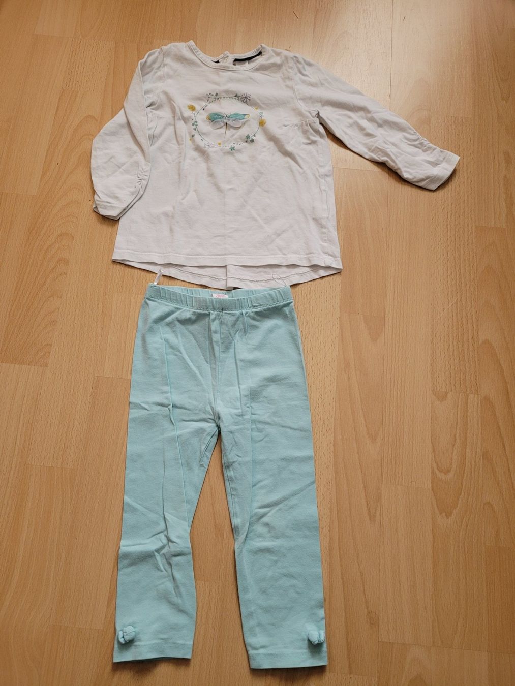 Lotti & Set di vestiti: Kleiderset gr. 92 – Usato da Perlen venduto da Safari_23
