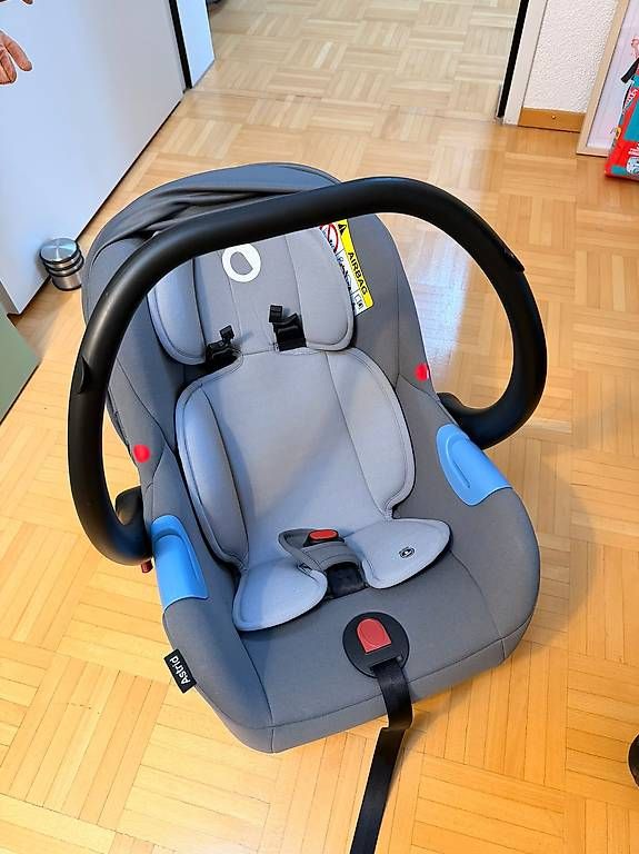 Carrozzine: Lionelo 3-in-1 Kinderwagenset  – Usato da Schinznach Dorf venduto da HaRibOo_xD 3