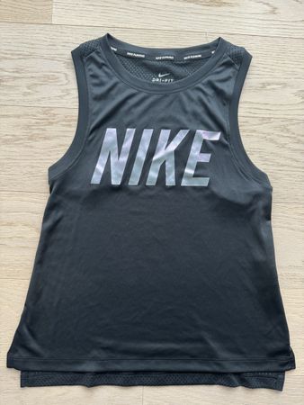 Nike T-Shirt