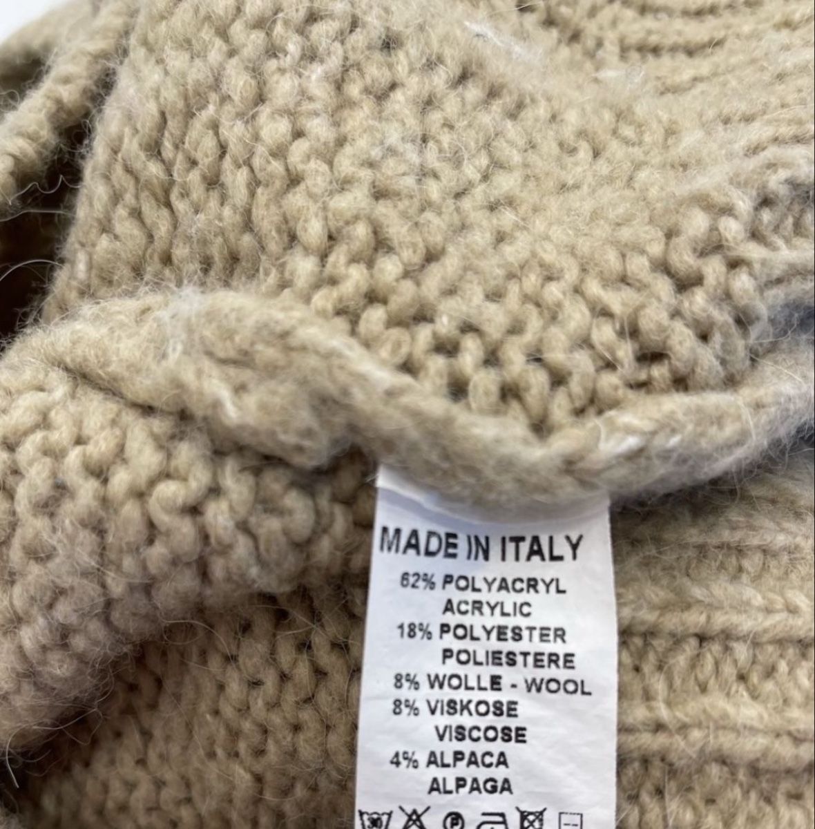 Pullover & Sweatshirts: Warmer Cardigan Strick Over-Size – Gebraucht aus Wichtrach von Adriana222 2