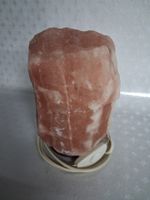 Salzkristall-Lampe mit Schalter, Tischlampe