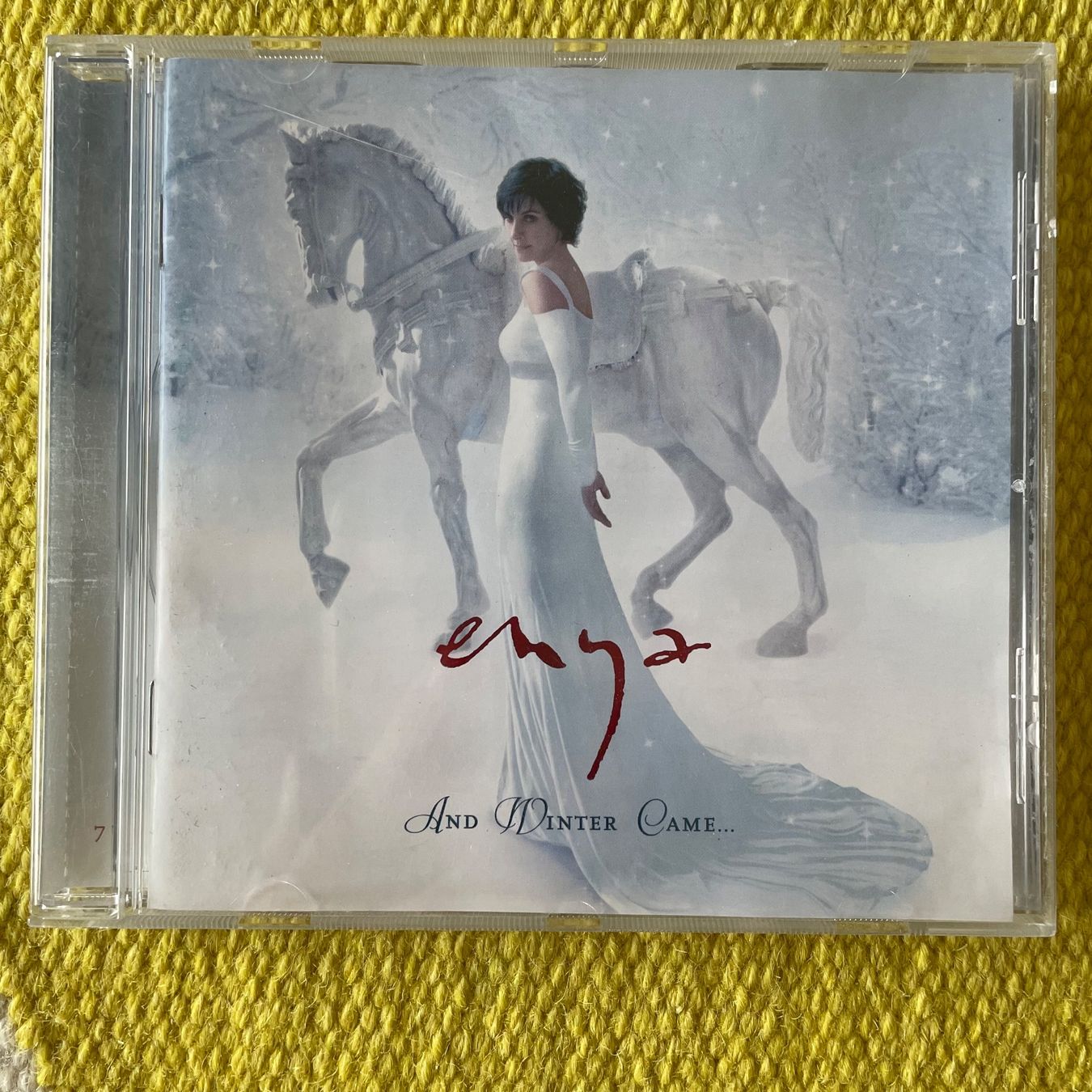 CD: ENYA-AND WINTER CAME…. – Usato da Rorschacherberg venduto da CD-Roli