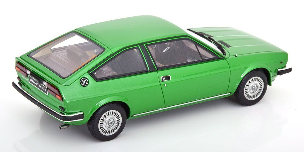 Alfa Romeo Sud Sprint 1.5 1976 grün / Otto Mobile 1:18 (Neu und
