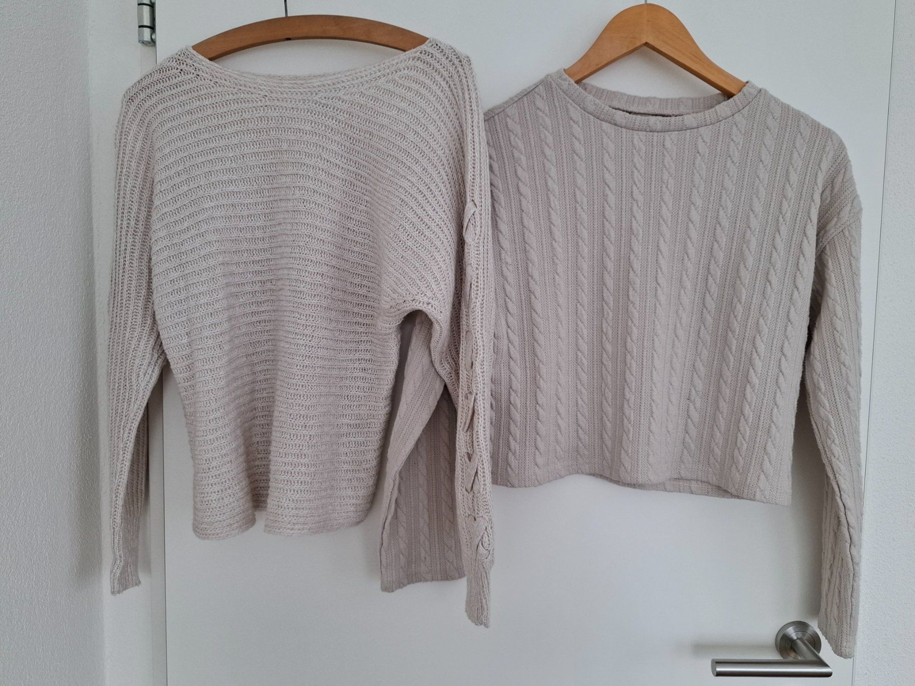 Maglioni & Felpe: 2x Strickpullover Pullover Gr. XS / S von Zebra und Only – Usato da Mels venduto da Aloha86